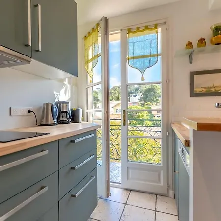 Apartment Floralies A L Views & Parking L Shellter Saint-Tropez