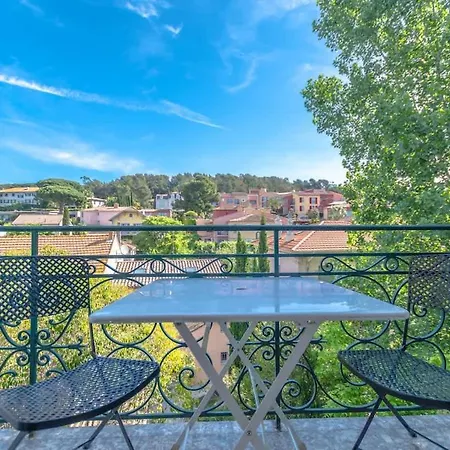 Floralies A L Views & Parking L Shellter Saint-Tropez